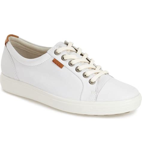 women's comfortable white leather sneakers.